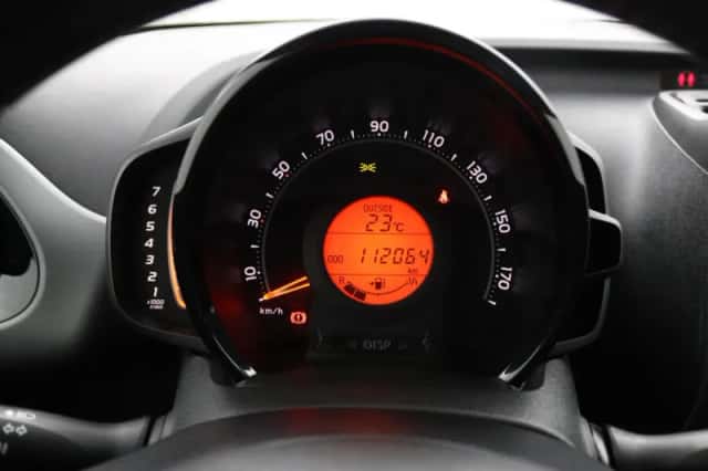 Toyota Aygo (2021) thumbnail 6