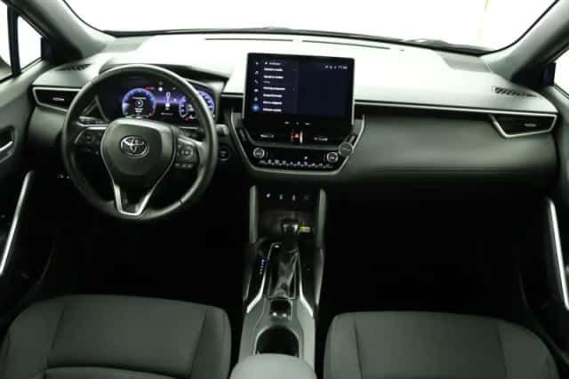Toyota Corolla Cross (2022) thumbnail 4