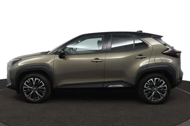 Toyota Yaris Cross (2022) thumbnail 3