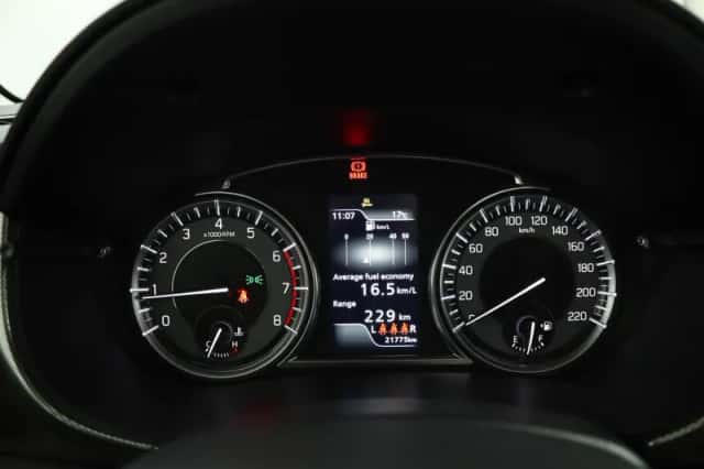 Suzuki Vitara (2022) thumbnail 6