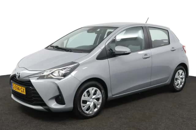 Toyota Yaris (2019) thumbnail 1