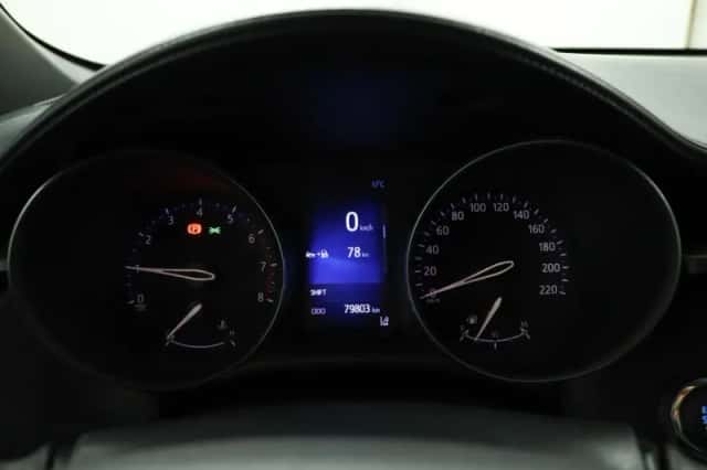 Toyota C-HR (2016) thumbnail 6