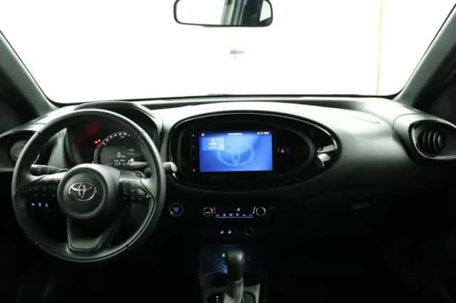 Toyota Aygo X (2024) thumbnail 4