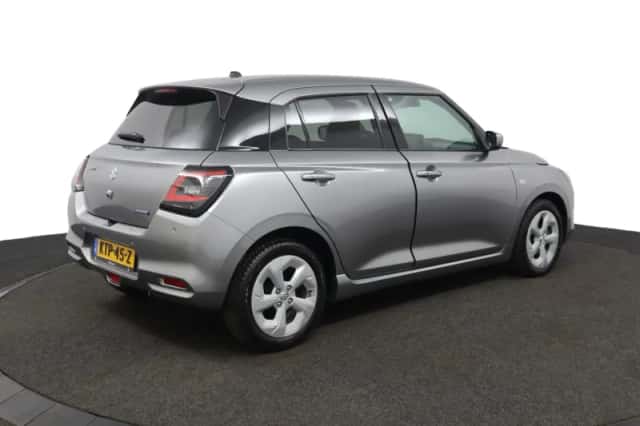 Suzuki Swift (2026) thumbnail 2