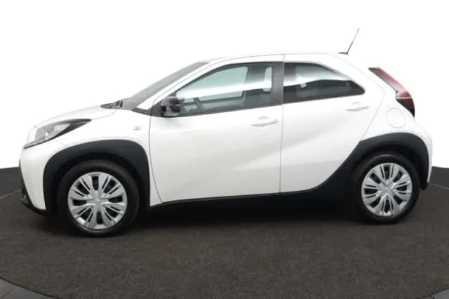 Toyota Aygo X (2025) thumbnail 3