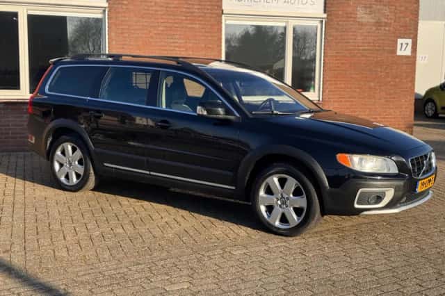 Volvo XC70 (2008) thumbnail 2