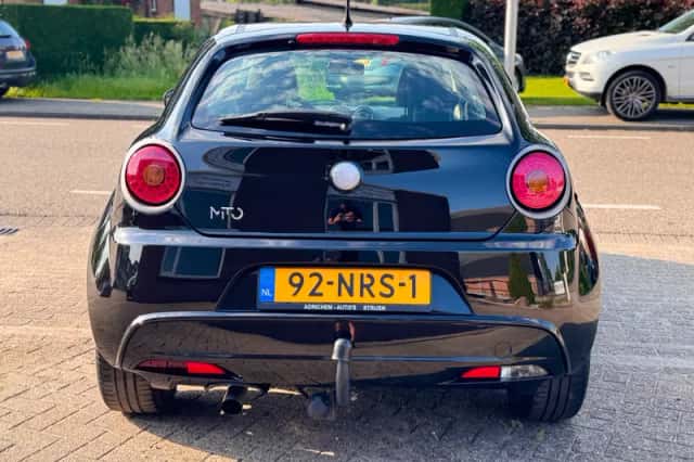 Alfa Romeo MiTo (2009) thumbnail 4