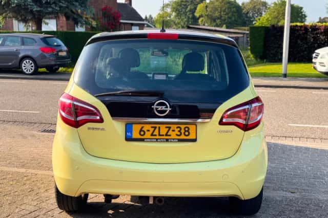 Opel Meriva (2015) thumbnail 4