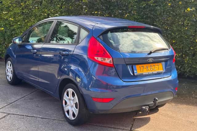Ford Fiesta (2009) thumbnail 6