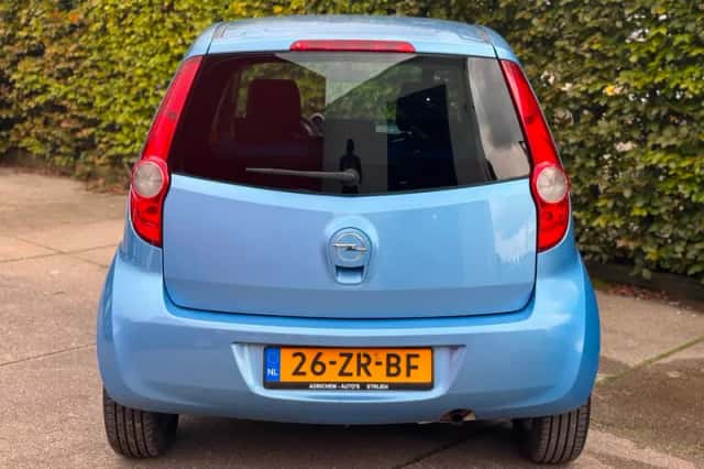Opel Agila (2008) thumbnail 5