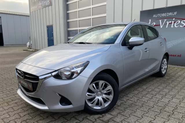 Mazda 2 (2019) thumbnail 1