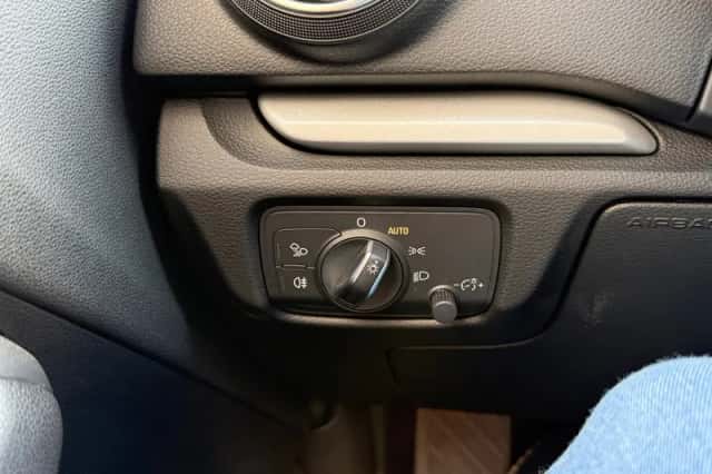Audi A3 (2018) thumbnail 4