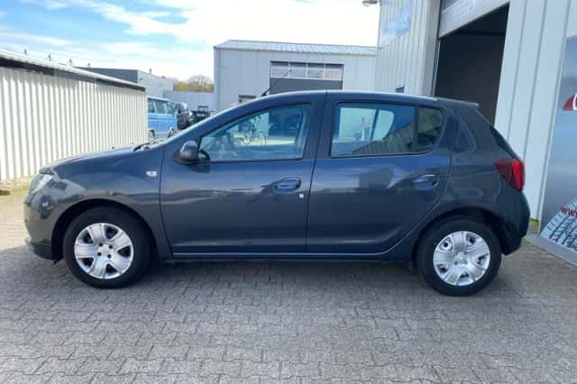 Dacia Sandero (2019) thumbnail 3