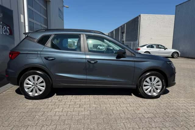 SEAT Arona (2021) thumbnail 5