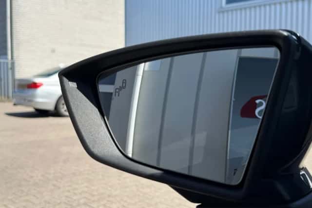 SEAT Arona (2021) thumbnail 6