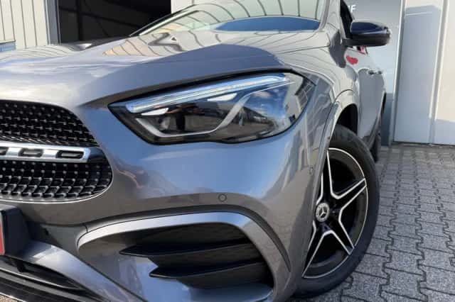 Mercedes-Benz GLA-Klasse (2024) thumbnail 2