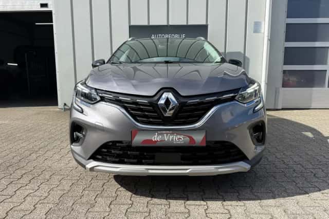 Renault Captur (2020) thumbnail 4