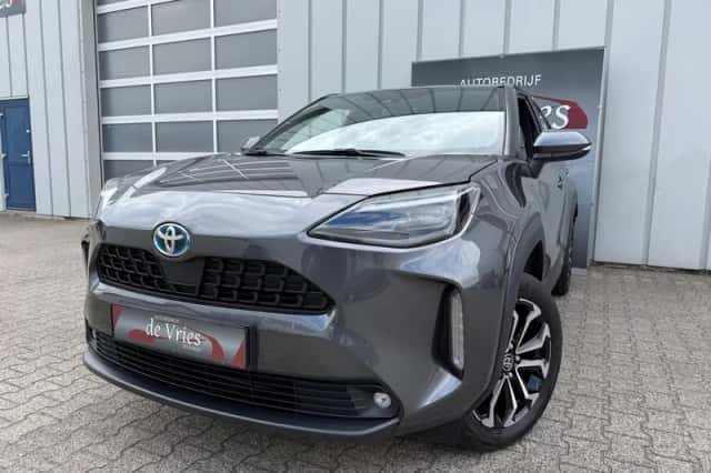 Toyota Yaris Cross (2023) thumbnail 1