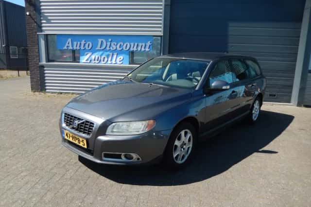 Volvo V70 (2009) thumbnail 1