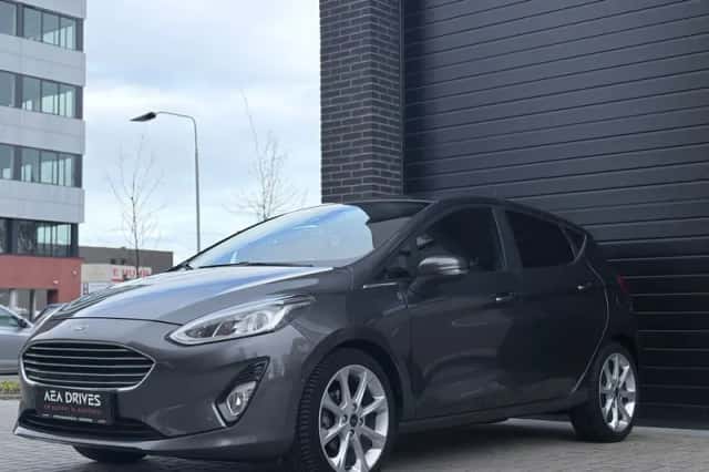 Ford Fiesta (2017) thumbnail 1