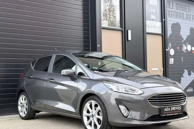 Ford Fiesta (2017) thumbnail 3