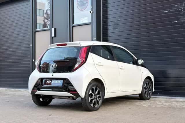 Toyota Aygo (2020) thumbnail 6