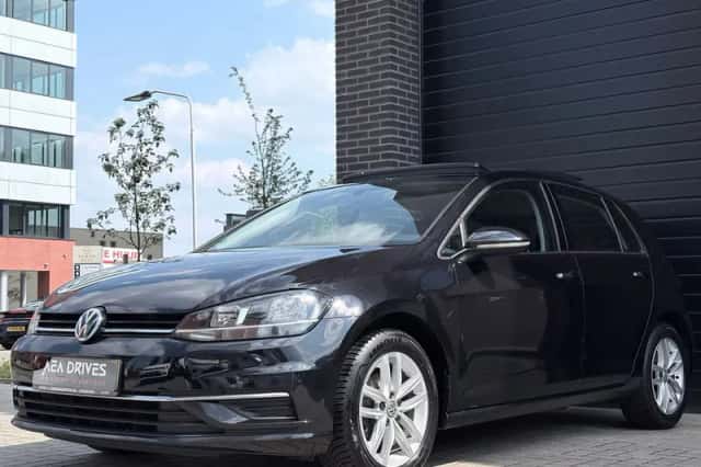 Volkswagen Golf (2017) thumbnail 1