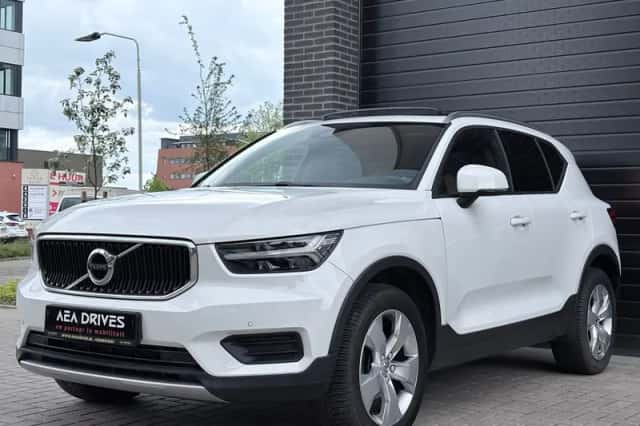 Volvo XC40 (2019) thumbnail 1