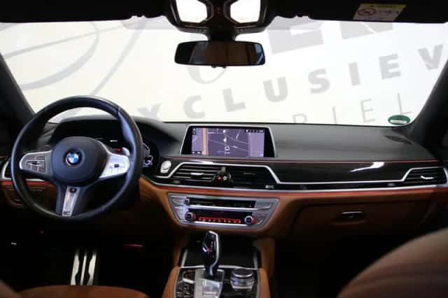 BMW 7-Serie (2020) thumbnail 6
