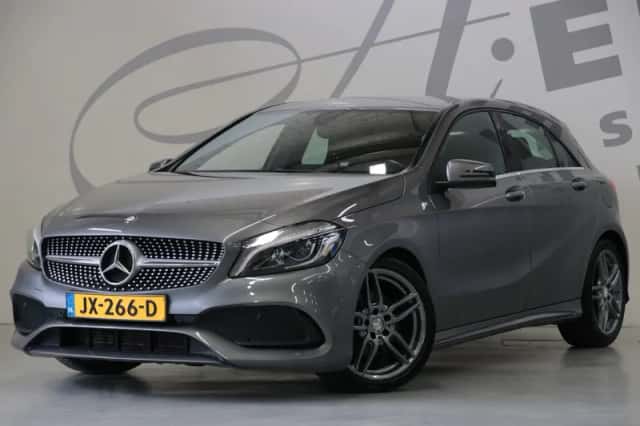 Mercedes-Benz A-Klasse (2016) thumbnail 1