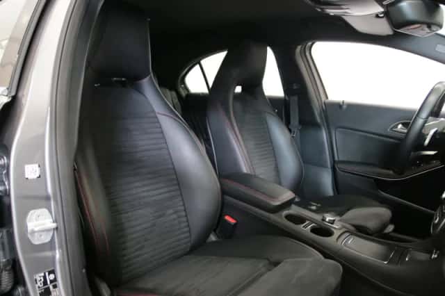 Mercedes-Benz A-Klasse (2016) thumbnail 6