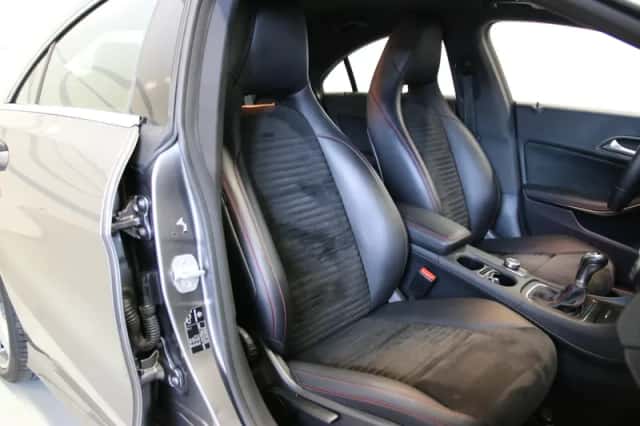 Mercedes-Benz CLA-Klasse (2014) thumbnail 6