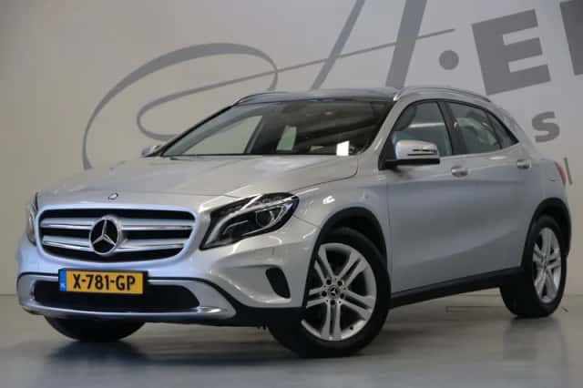 Mercedes-Benz GLA (2014) thumbnail 1