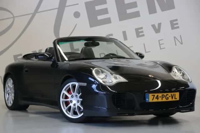 Porsche 911 (2004) thumbnail 3