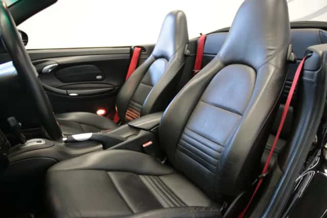 Porsche 911 (2004) thumbnail 6