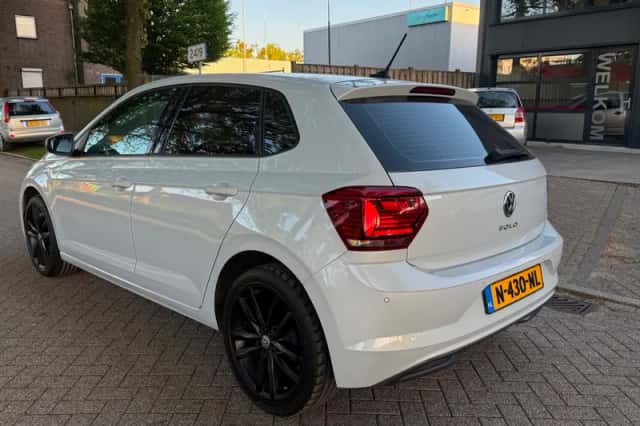 Volkswagen Polo (2018) thumbnail 5