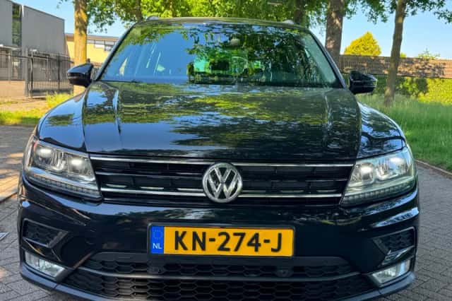 Volkswagen Tiguan (2016) thumbnail 4