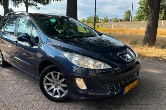 Peugeot 308 (2009) thumbnail 1