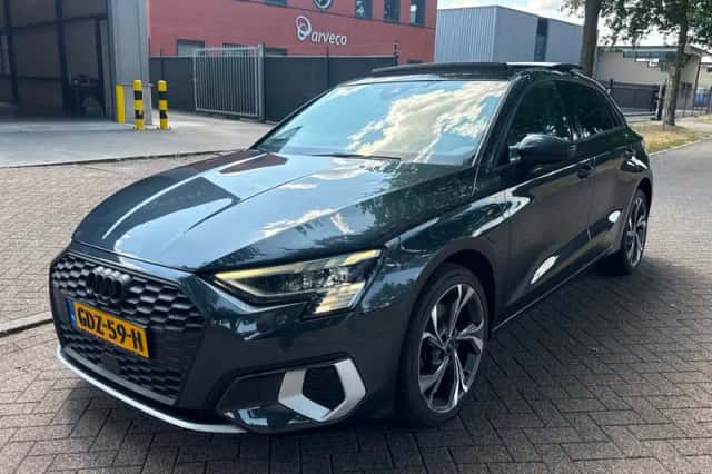 Audi A3 (2021) thumbnail 3