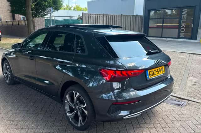 Audi A3 (2021) thumbnail 5