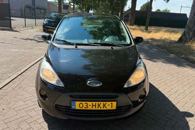 Ford Ka (2009) thumbnail 2