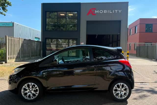 Ford Ka (2009) thumbnail 4