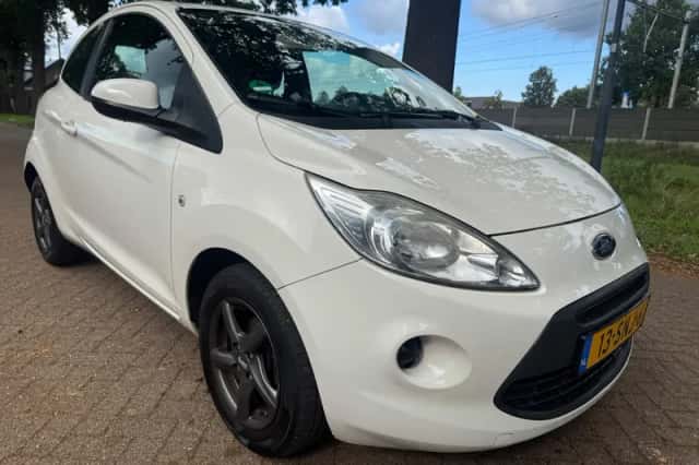 Ford Ka (2011) thumbnail 1