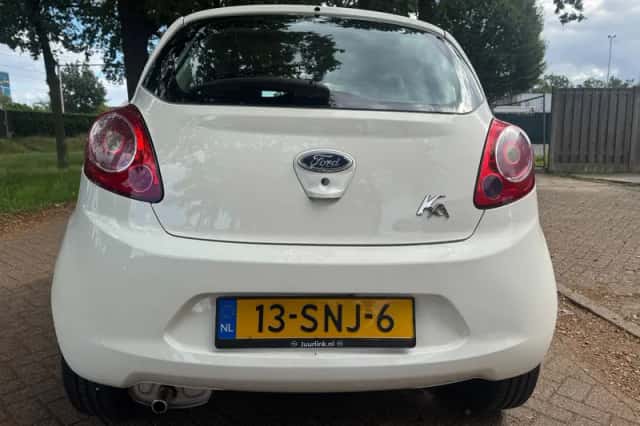 Ford Ka (2011) thumbnail 5