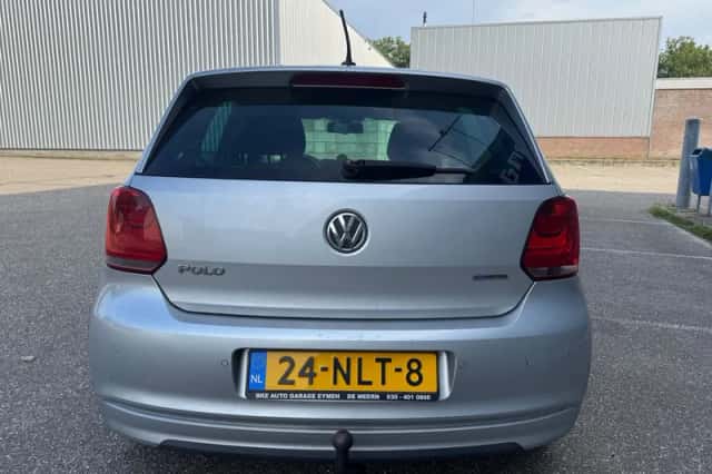 Volkswagen Polo (2010) thumbnail 4