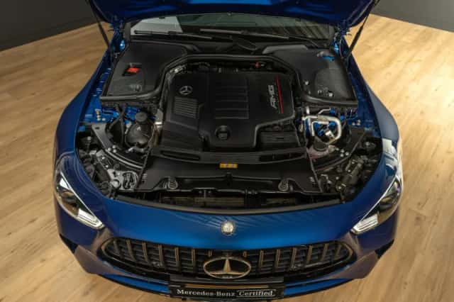 Mercedes-AMG GT (2025) thumbnail 6