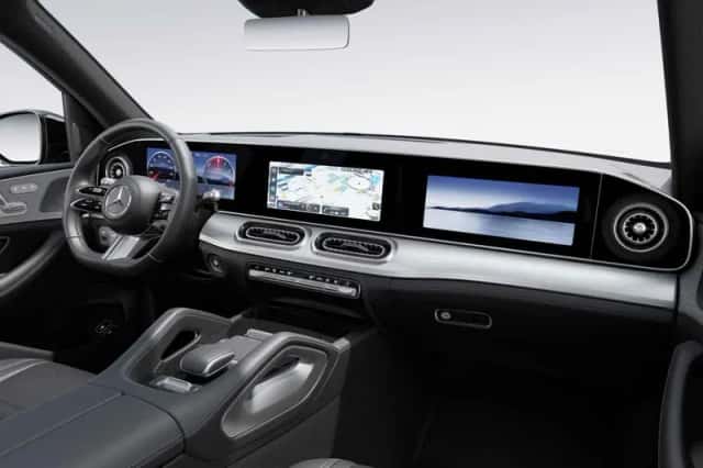 Mercedes-Benz GLE (2026) thumbnail 4