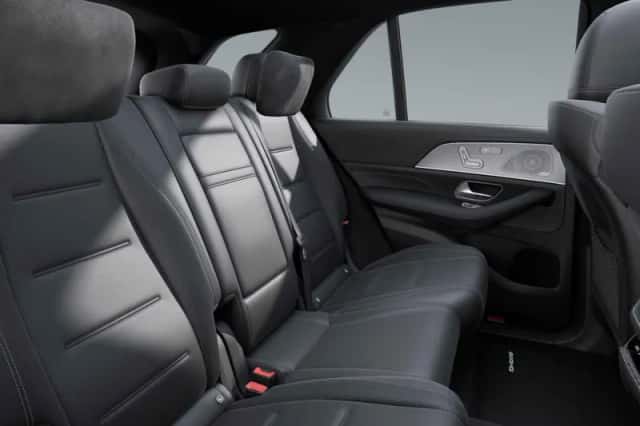 Mercedes-Benz GLE (2026) thumbnail 6