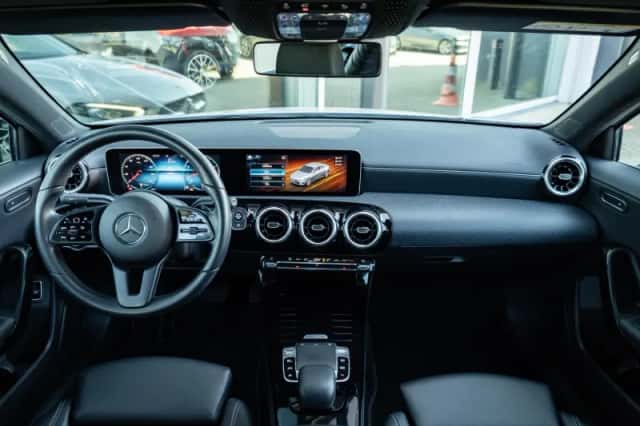 Mercedes-Benz A-Klasse (2019) thumbnail 3