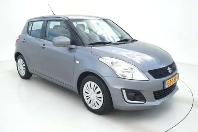 Suzuki Swift (2015) thumbnail 4